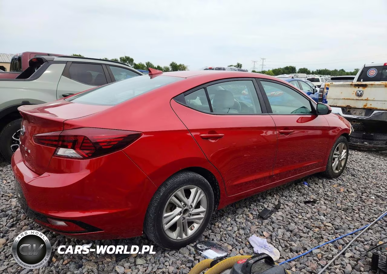 2019 Hyundai Elantra Sel VIN:5NPD84LF9KH459616 - 3