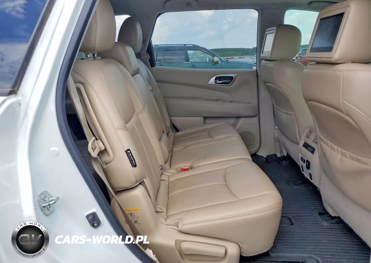 2019 Nissan Pathfinder Platinum VIN:5N1DR2MN9KC607570 - 11