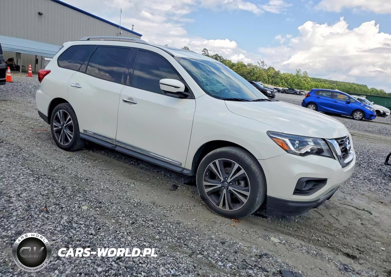 2019 Nissan Pathfinder Platinum VIN:5N1DR2MN9KC607570 - 4