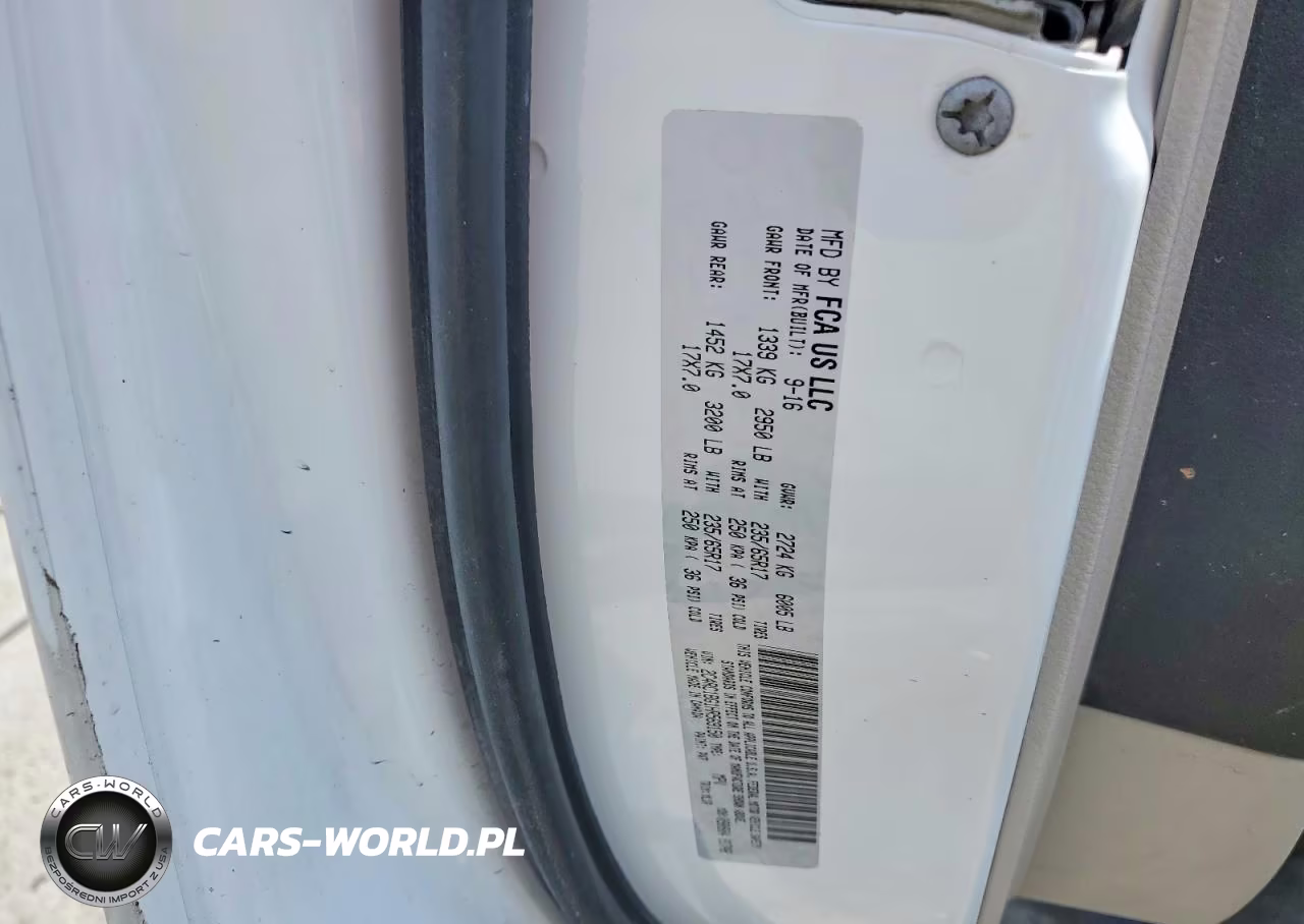 2017 Chrysler Pacifica Touring L VIN:2C4RC1BG1HR569150 - 13