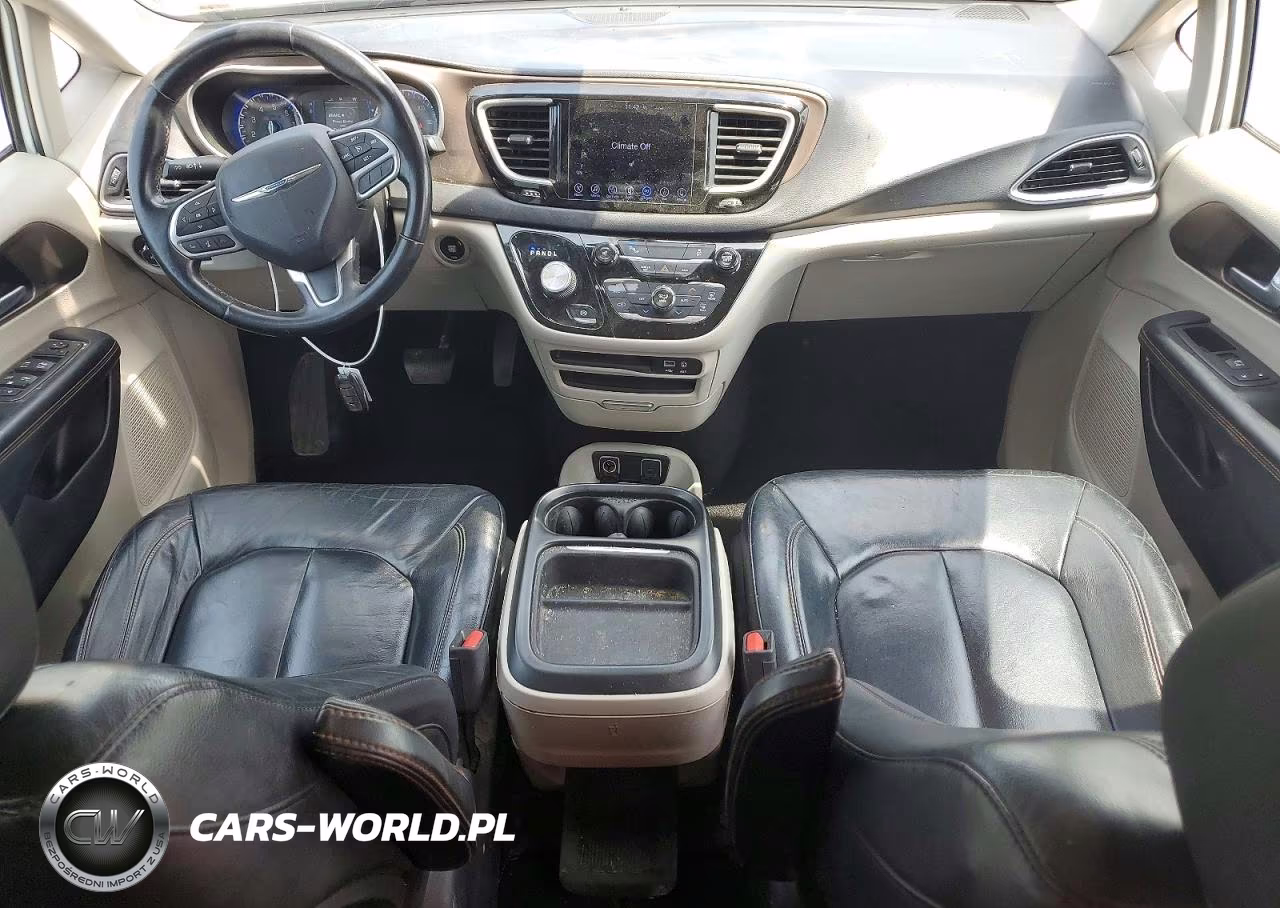 2017 Chrysler Pacifica Touring L VIN:2C4RC1BG1HR569150 - 8