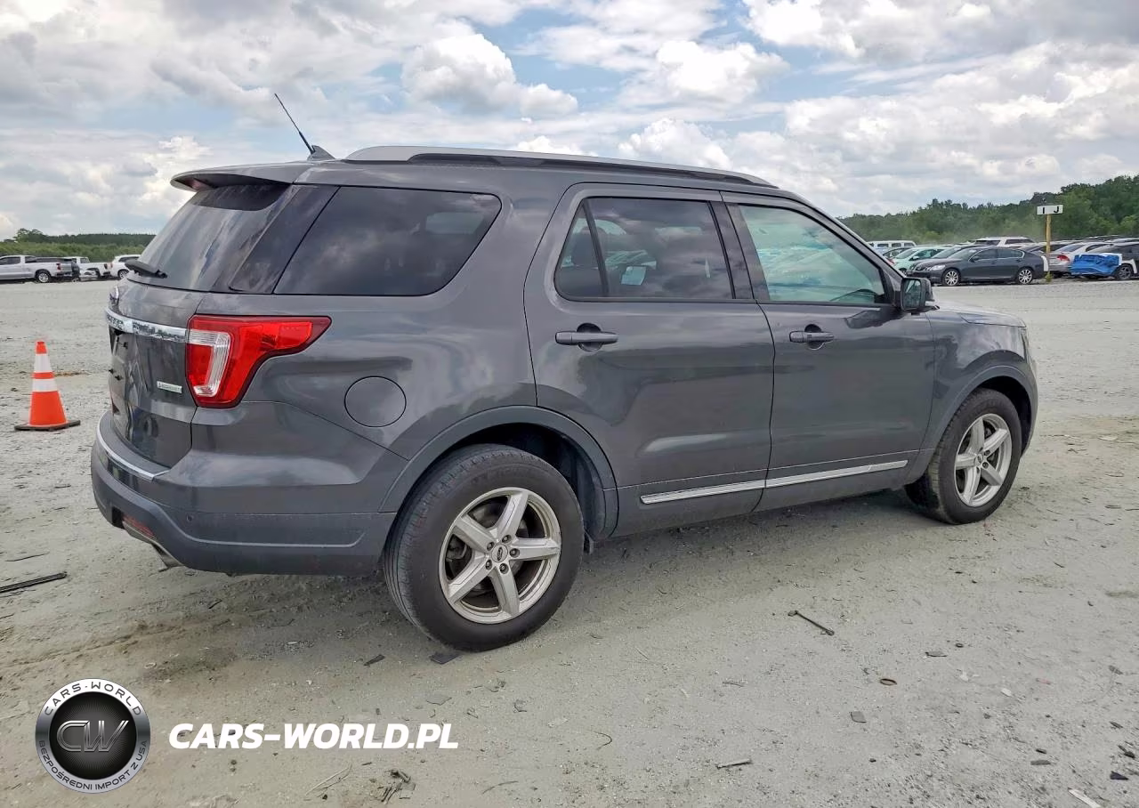2018 Ford Explorer Xlt VIN:1FM5K7DHXJGC90163 - 3