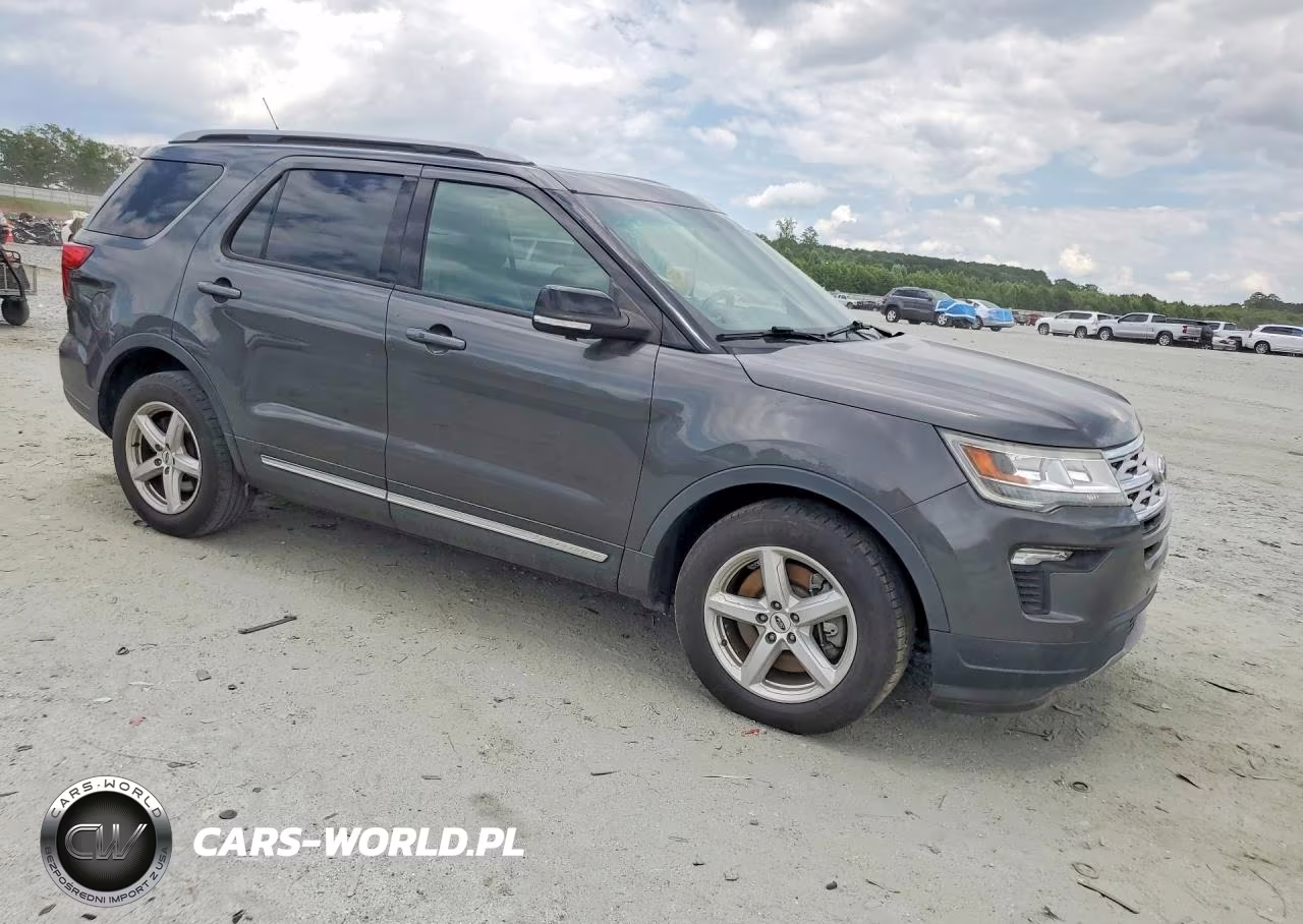 2018 Ford Explorer Xlt VIN:1FM5K7DHXJGC90163 - 4