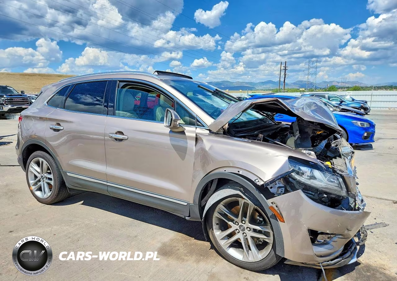 2019 Lincoln Mkc Reserve VIN:5LMCJ3D91KUL08609 - 4