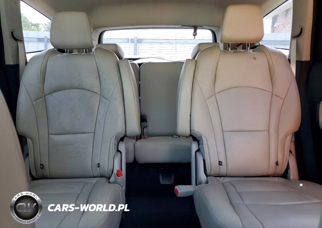 2018 Buick Enclave Essence VIN:5GAERBKW3JJ149170 - 10