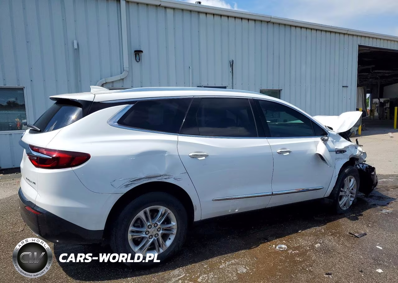 2018 Buick Enclave Essence VIN:5GAERBKW3JJ149170 - 3