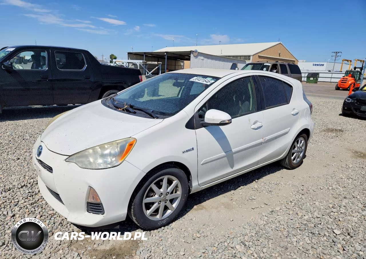 2012 Toyota Prius C Three – zdjęcie 1 z 12