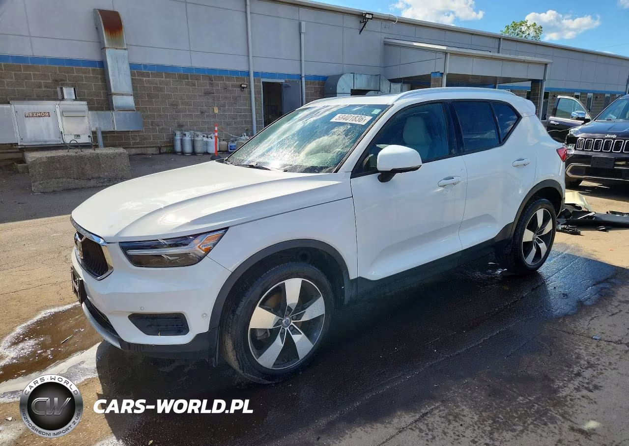 2019 Volvo Xc40 T5 Momentum
