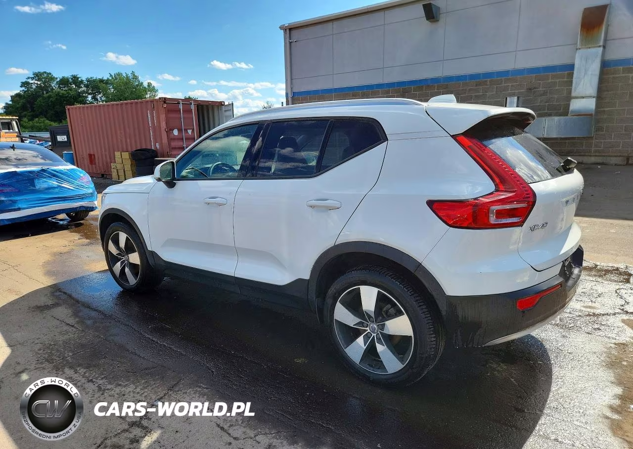 2019 Volvo Xc40 T5 Momentum VIN:YV4162XZ3K2014319 - 2