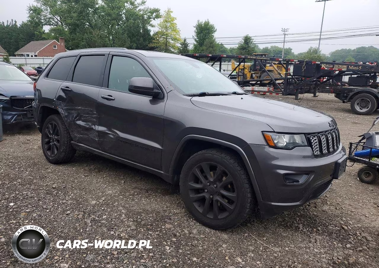 2019 Jeep Grand Cherokee Laredo VIN:1C4RJFAG9KC566842 - 4