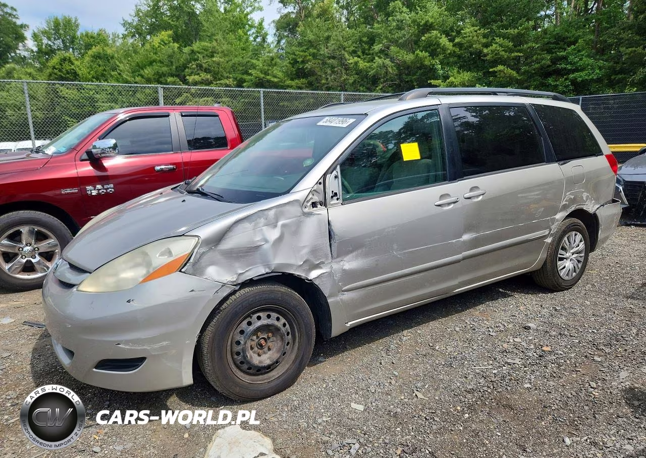 2008 Toyota Sienna Le 8-Passenger – zdjęcie 1 z 13