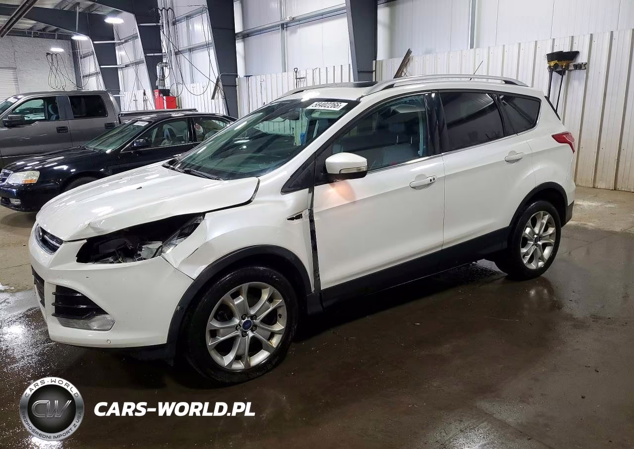 2016 Ford Escape Titanium – zdjęcie 1 z 13