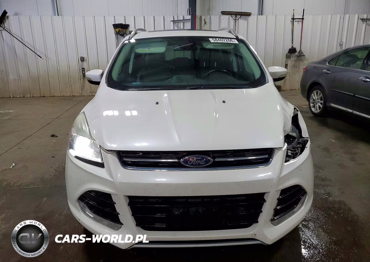 2016 Ford Escape Titanium VIN:1FMCU9J95GUC24902 - 5
