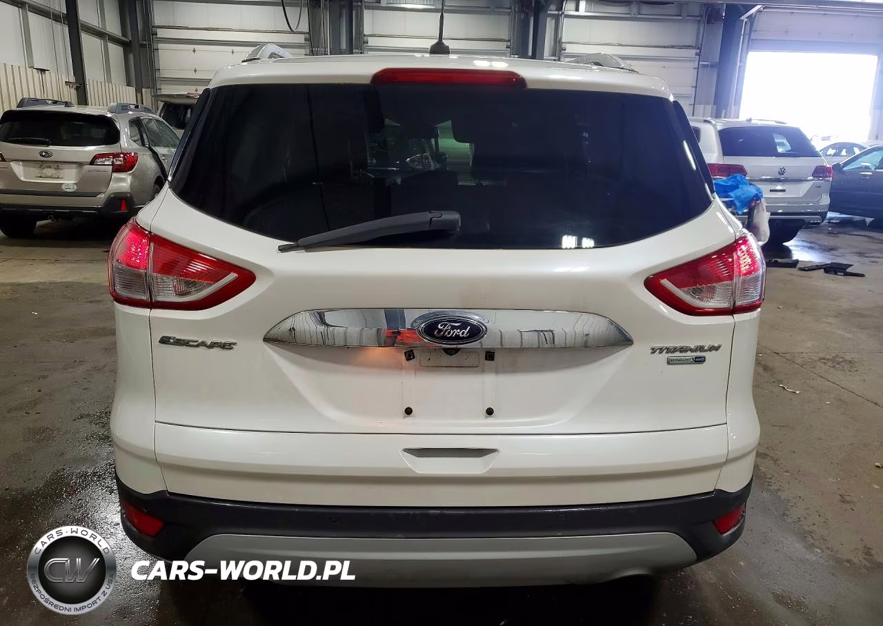 2016 Ford Escape Titanium VIN:1FMCU9J95GUC24902 - 6