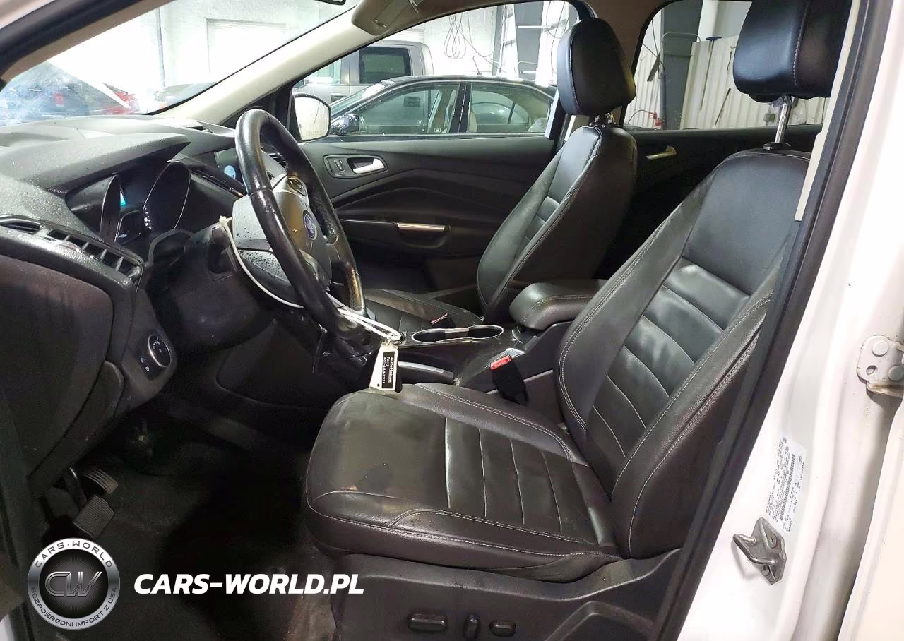 2016 Ford Escape Titanium VIN:1FMCU9J95GUC24902 - 7