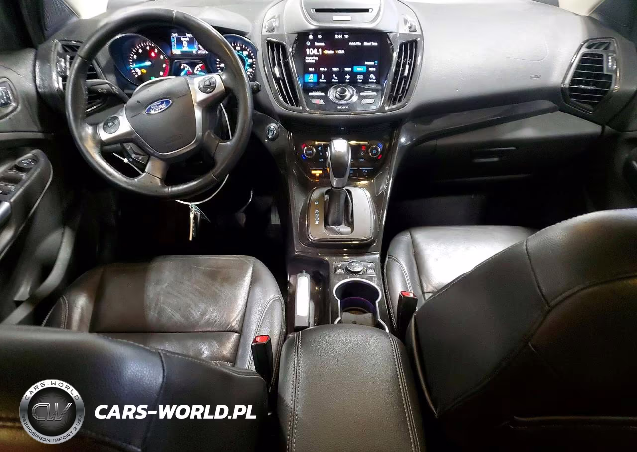2016 Ford Escape Titanium VIN:1FMCU9J95GUC24902 - 8