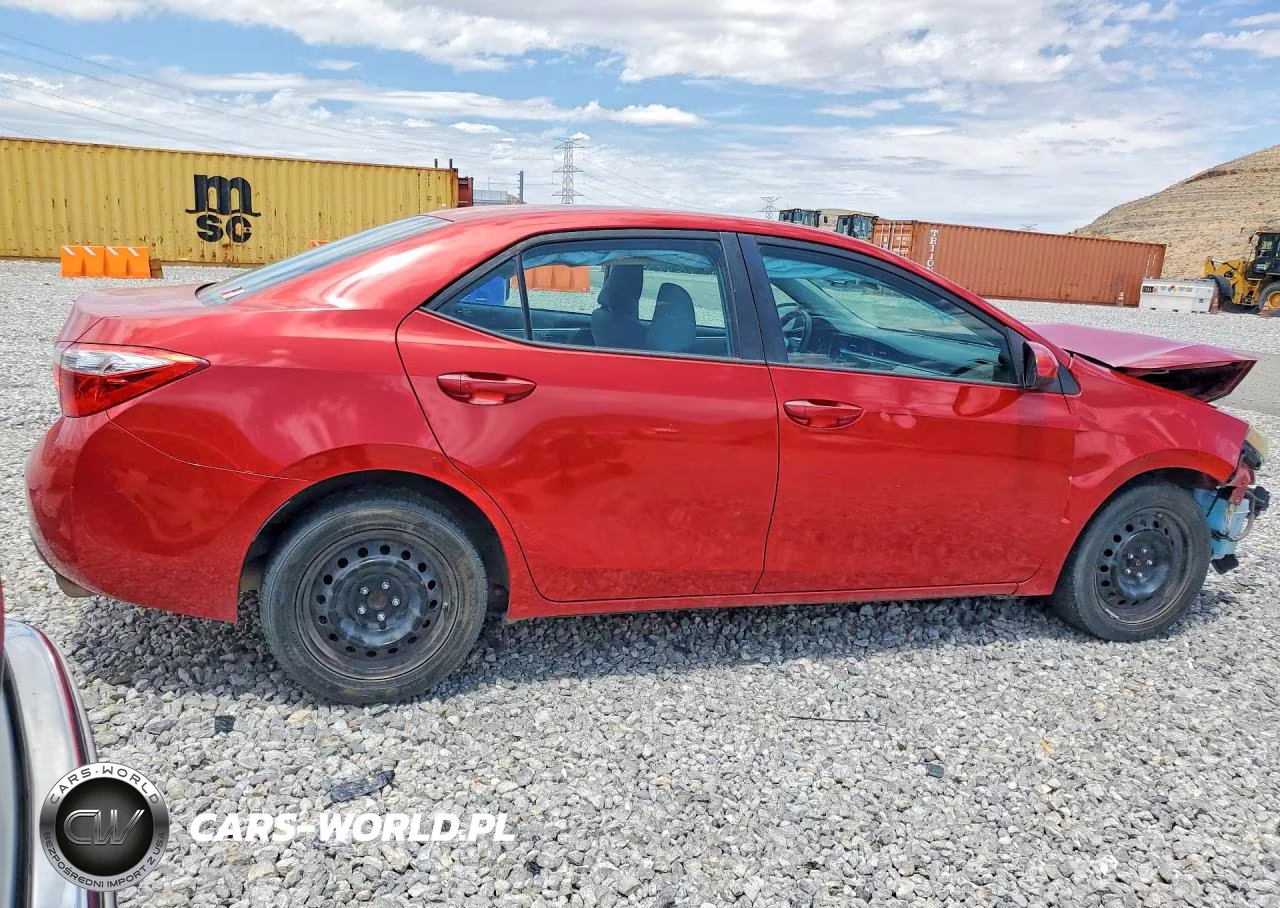 2016 Toyota Corolla Le VIN:5YFBURHE9GP449260 - 3