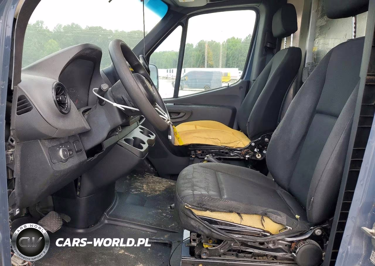 2019 Mercedes-Benz Sprinter 2500 VIN:WD4PF1CD9KP133664 - 7