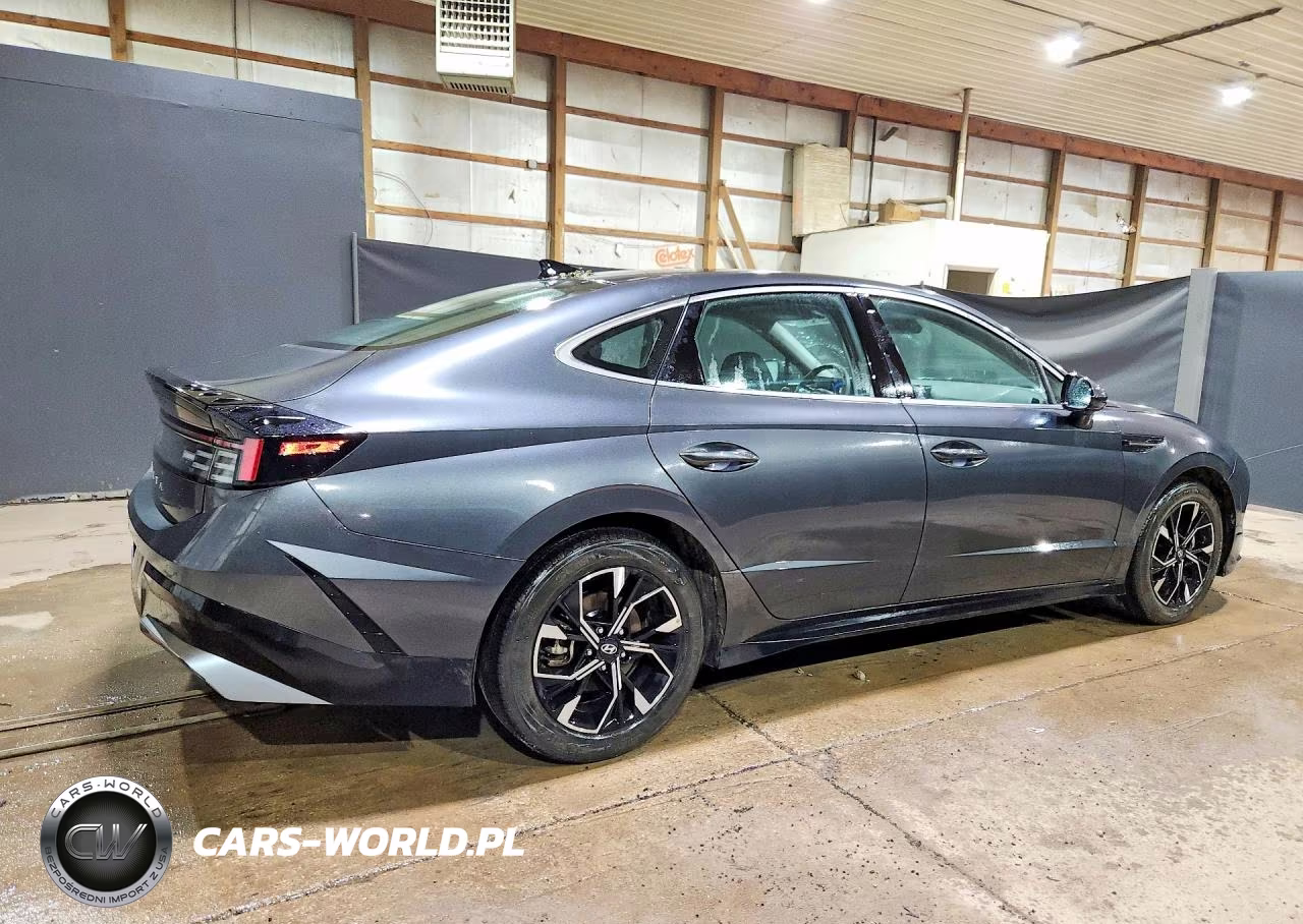 2025 Hyundai Sonata Sel VIN:KMHL64JA8SA505724 - 3
