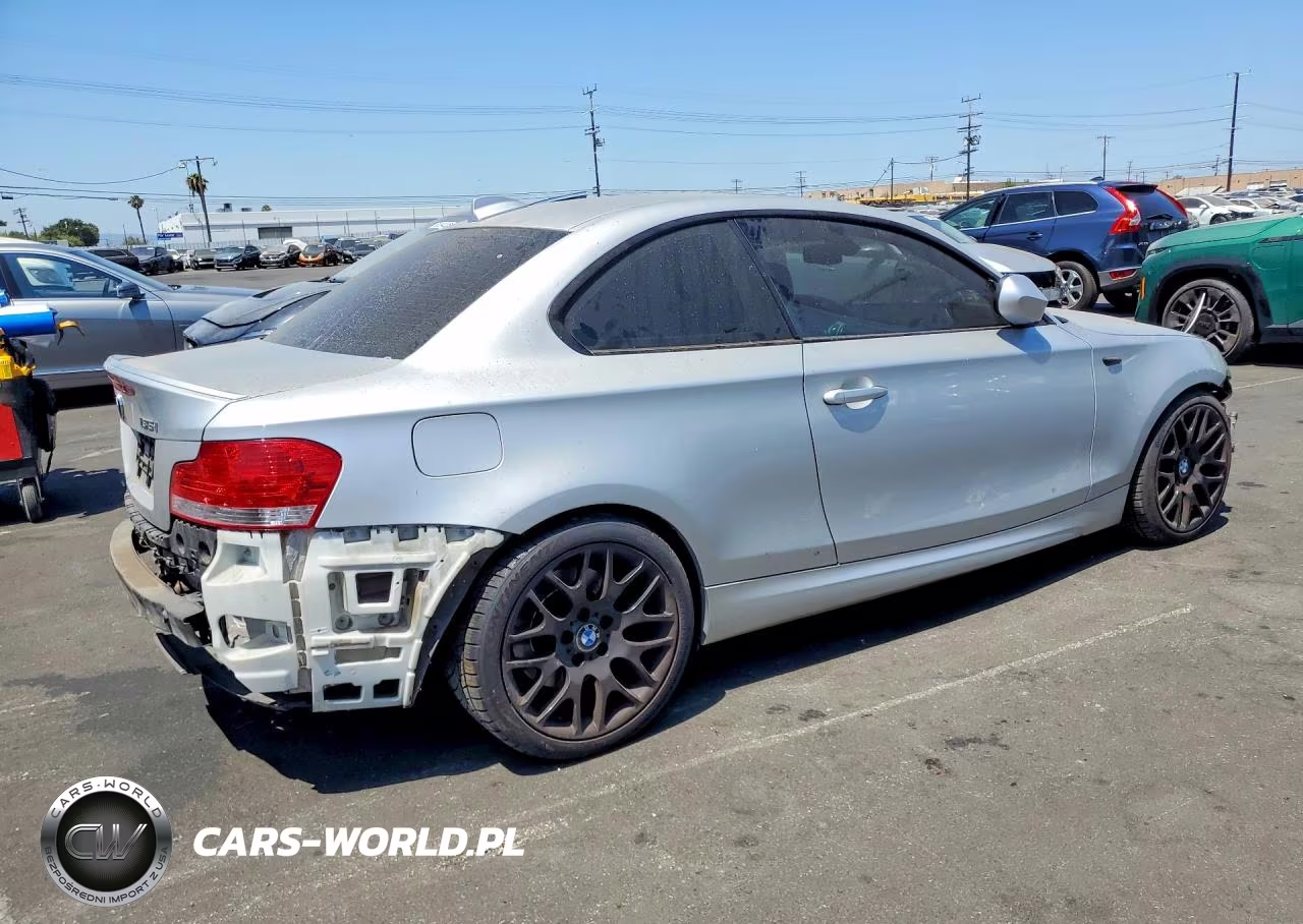 2011 BMW 135 I VIN:WBAUC9C55BVM10526 - 3