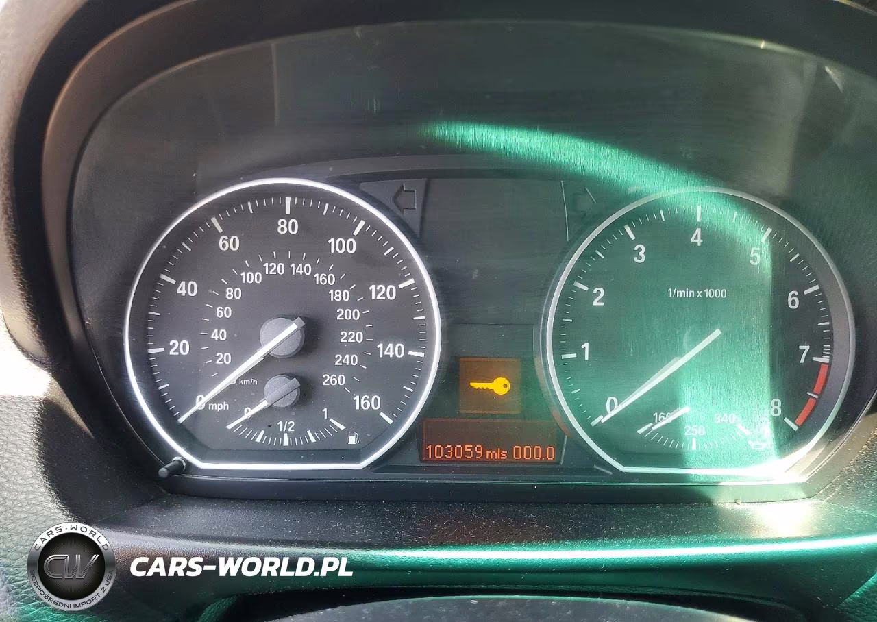 2011 BMW 135 I VIN:WBAUC9C55BVM10526 - 9