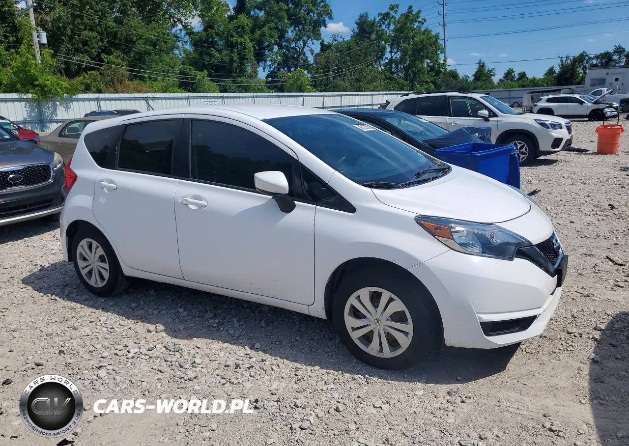 2018 Nissan Versa Note Sv VIN:3N1CE2CP1JL370769 - 4