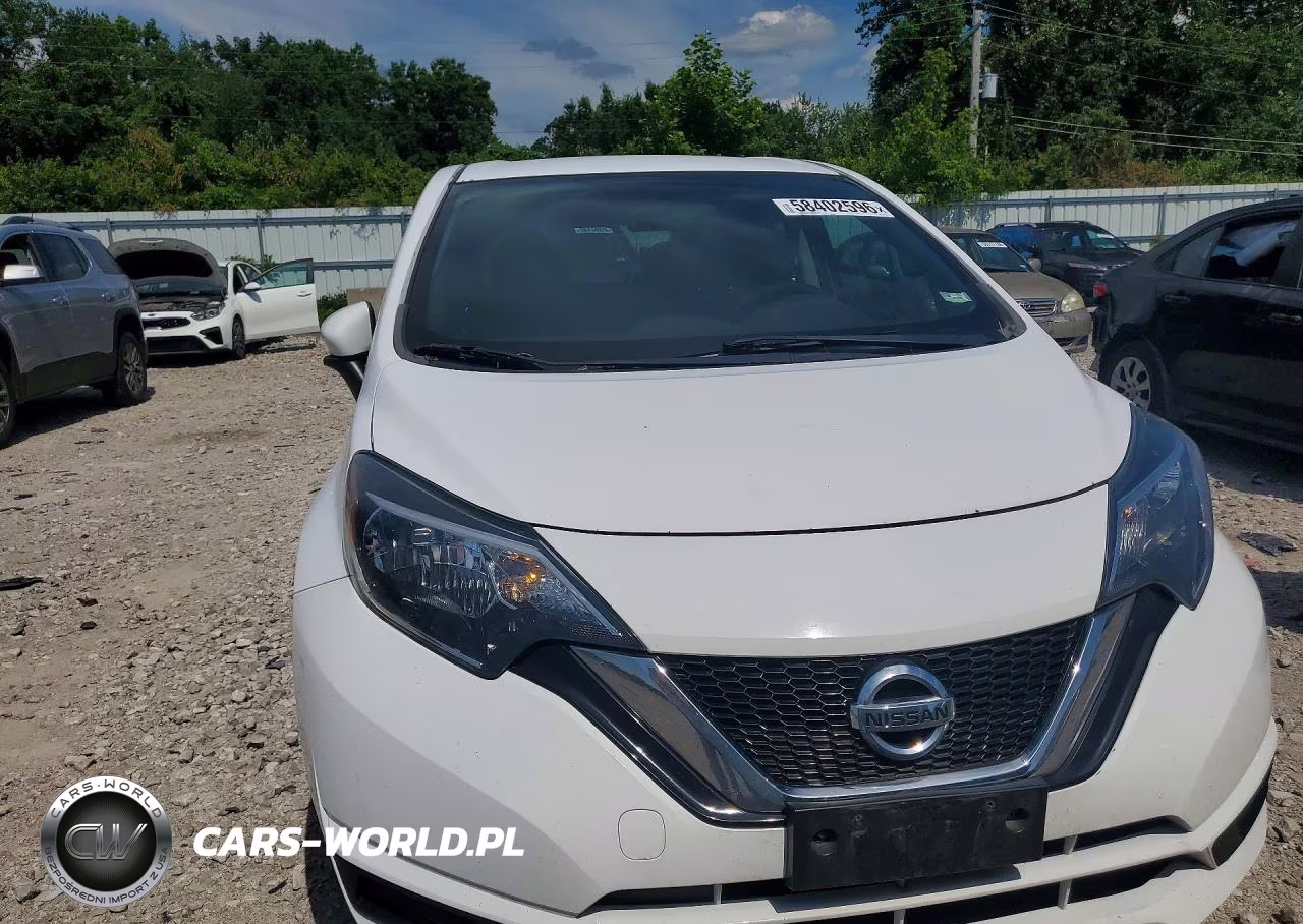 2018 Nissan Versa Note Sv VIN:3N1CE2CP1JL370769 - 5