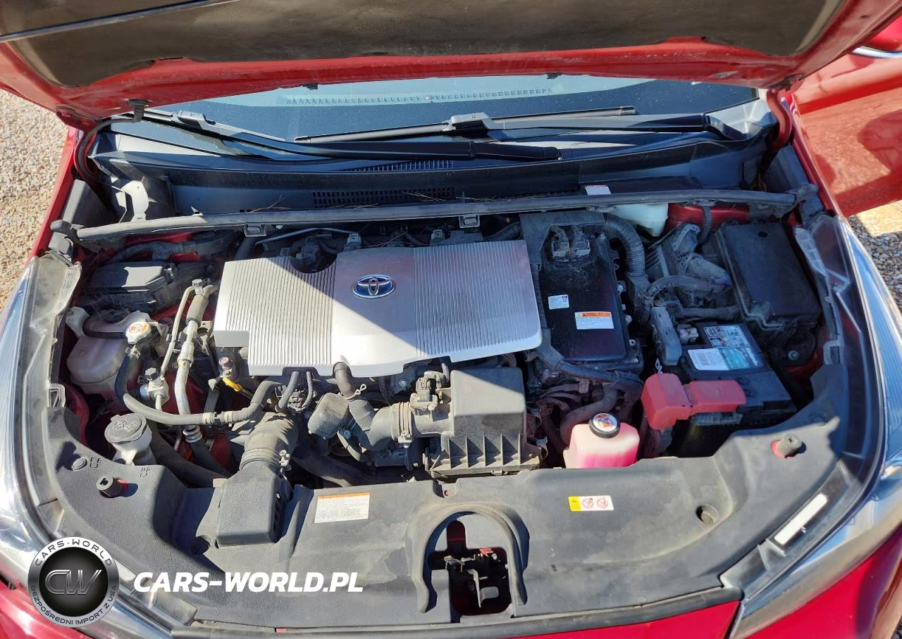 2021 Toyota Prius Le VIN:JTDKAMFU9M3149356 - 11