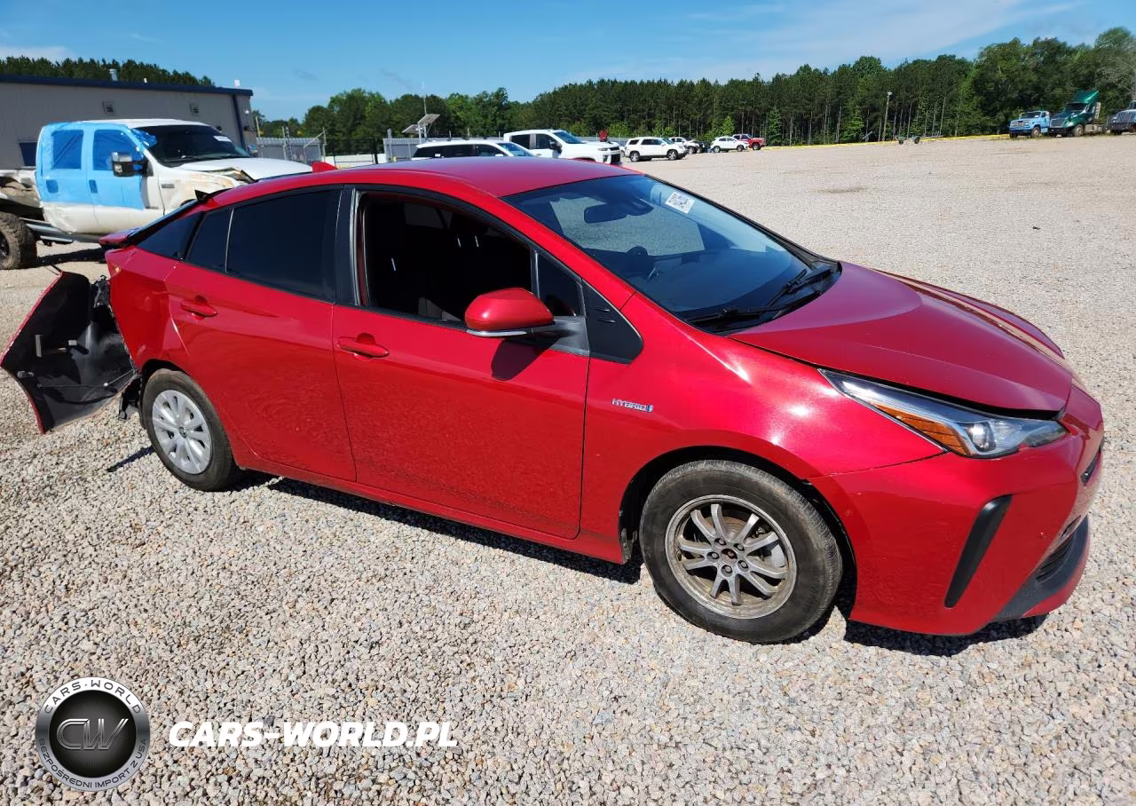 2021 Toyota Prius Le VIN:JTDKAMFU9M3149356 - 4