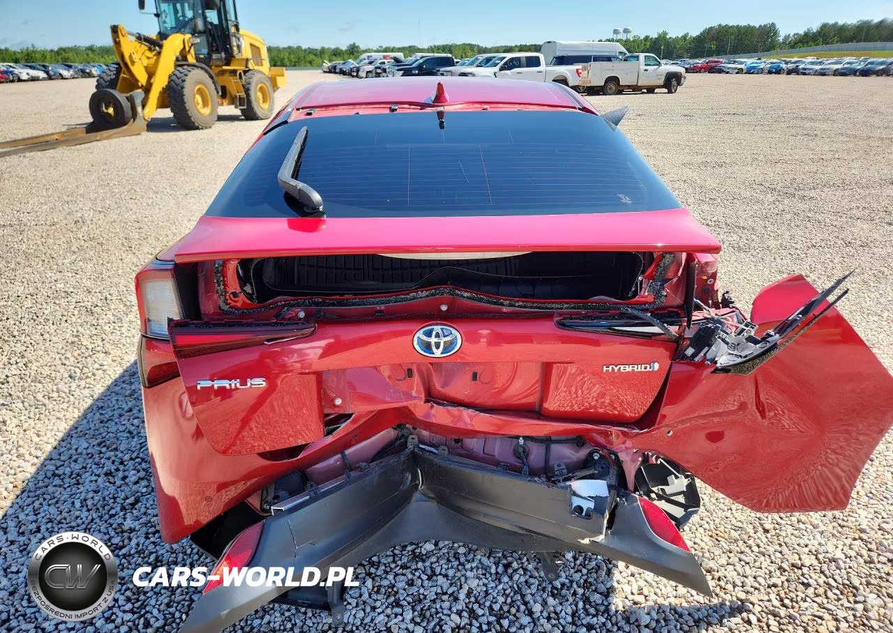 2021 Toyota Prius Le VIN:JTDKAMFU9M3149356 - 6