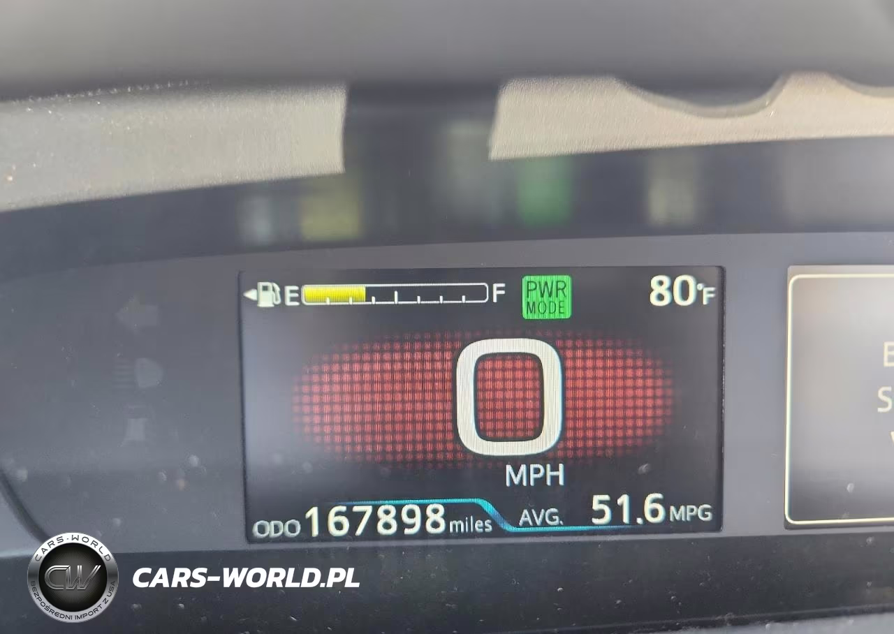 2021 Toyota Prius Le VIN:JTDKAMFU9M3149356 - 9