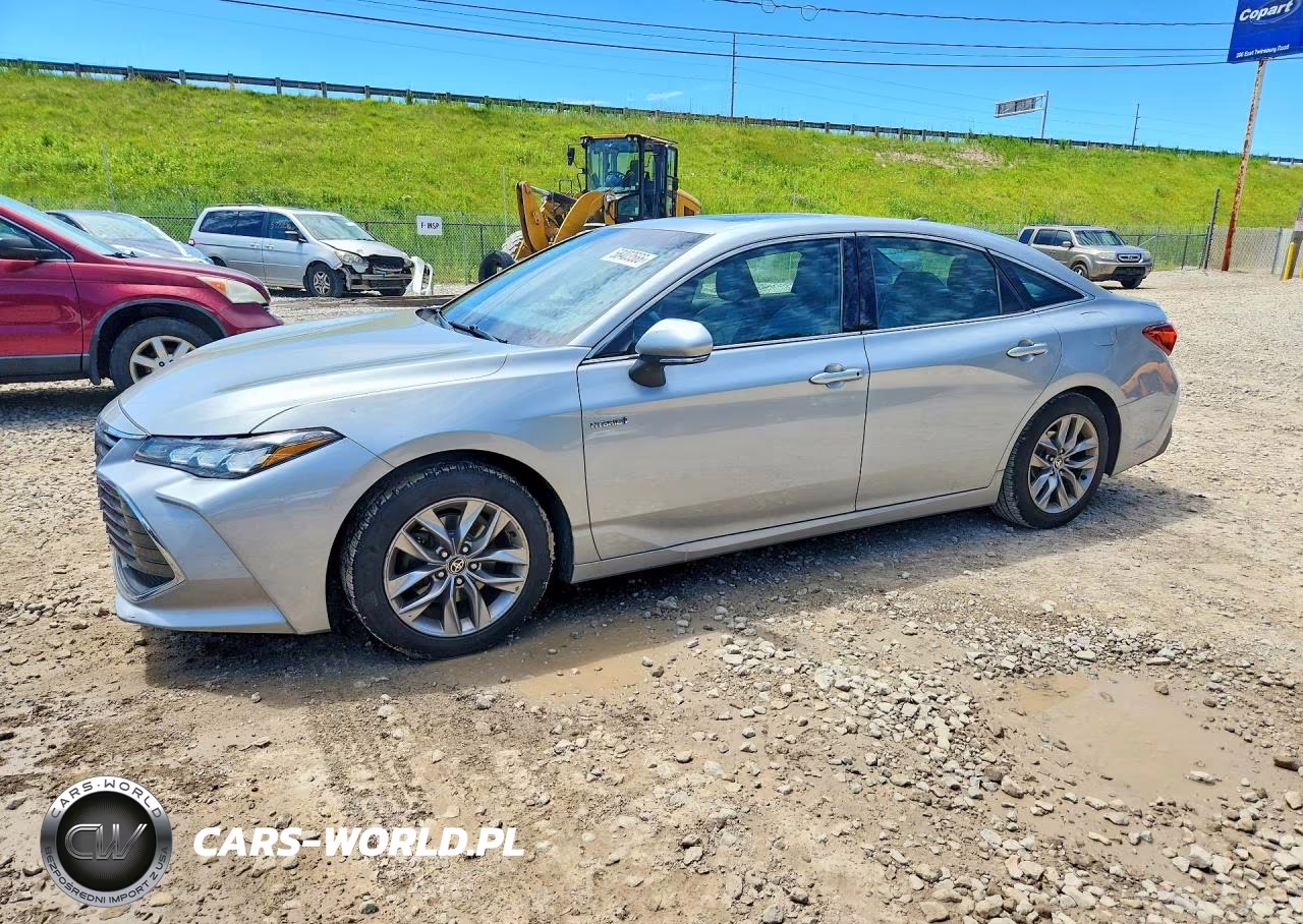 2021 Toyota Avalon Xle – zdjęcie 1 z 12