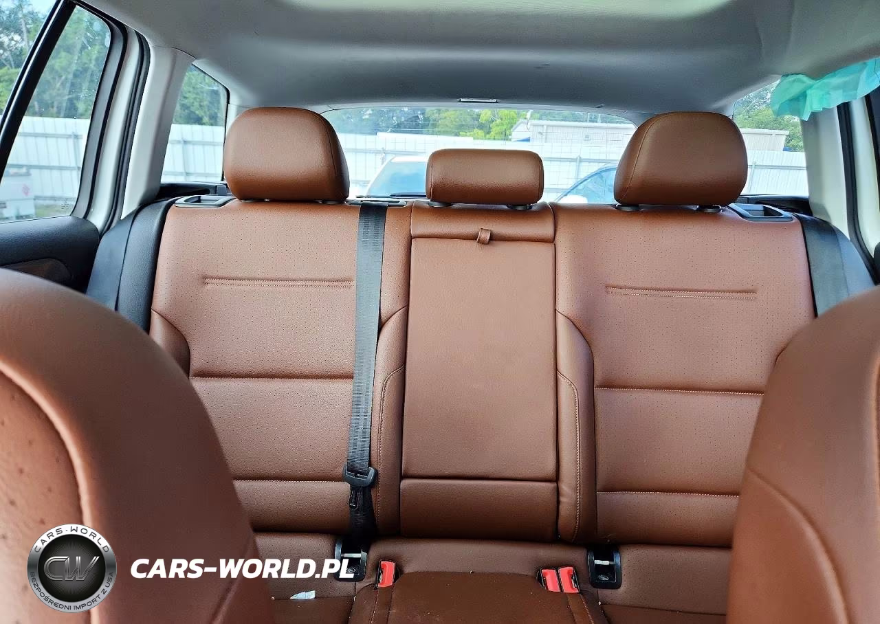 2018 Volkswagen Golf Alltrack S VIN:3VWH17AU9JM755167 - 10