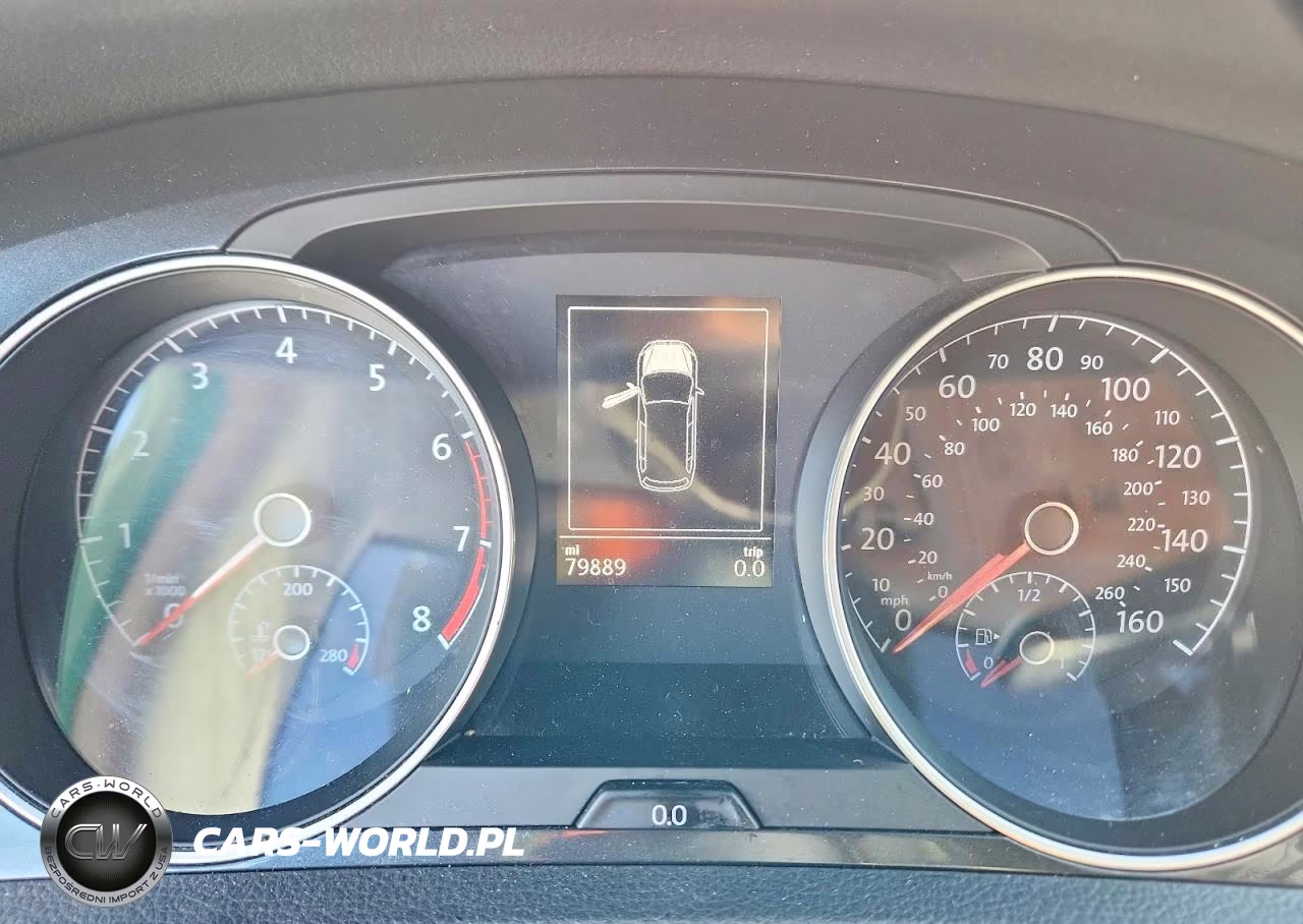 2018 Volkswagen Golf Alltrack S VIN:3VWH17AU9JM755167 - 9