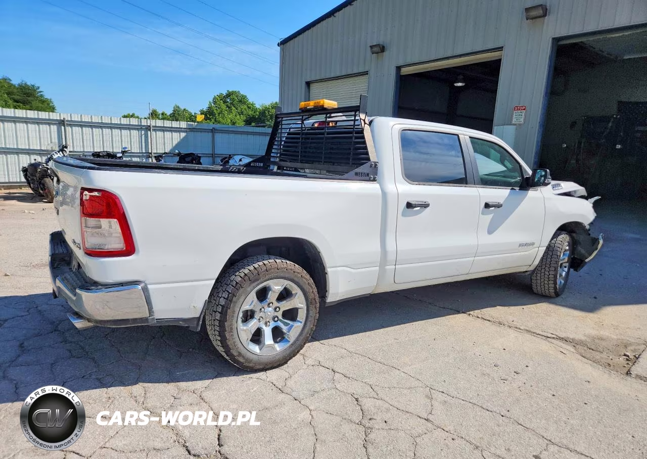 2024 Ram 1500 Big Horn-Lone Star VIN:1C6SRFMT0RN131104 - 3