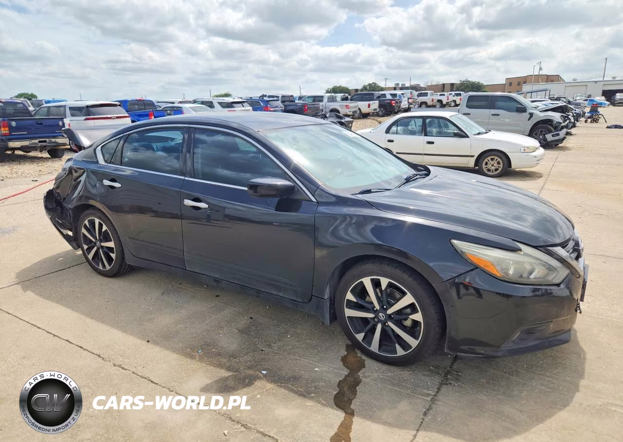 2018 Nissan Altima 2.5 S VIN:1N4AL3AP7JC100742 - 4