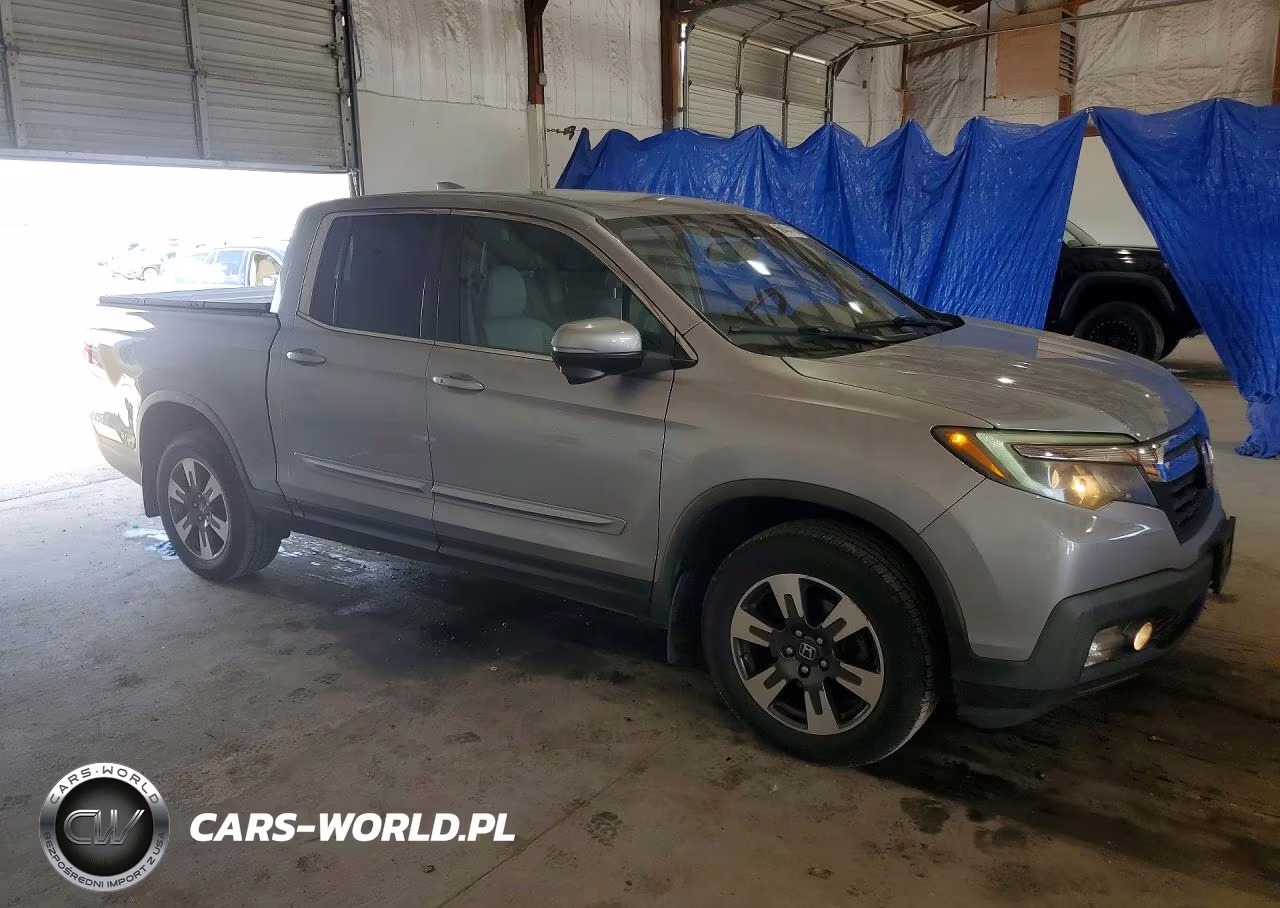 2017 Honda Ridgeline Rtl VIN:5FPYK3F61HB018540 - 4