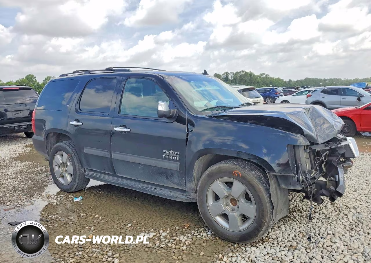 2011 Chevrolet Tahoe C1500 Lt VIN:1GNSCBE09BR186955 - 4