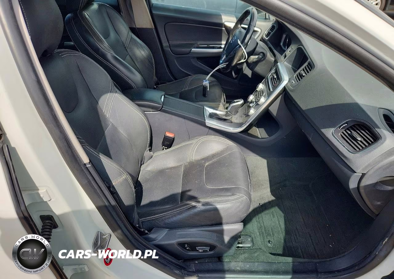 2018 Volvo S60 Dynamic VIN:YV126MFL4J2452307 - 7