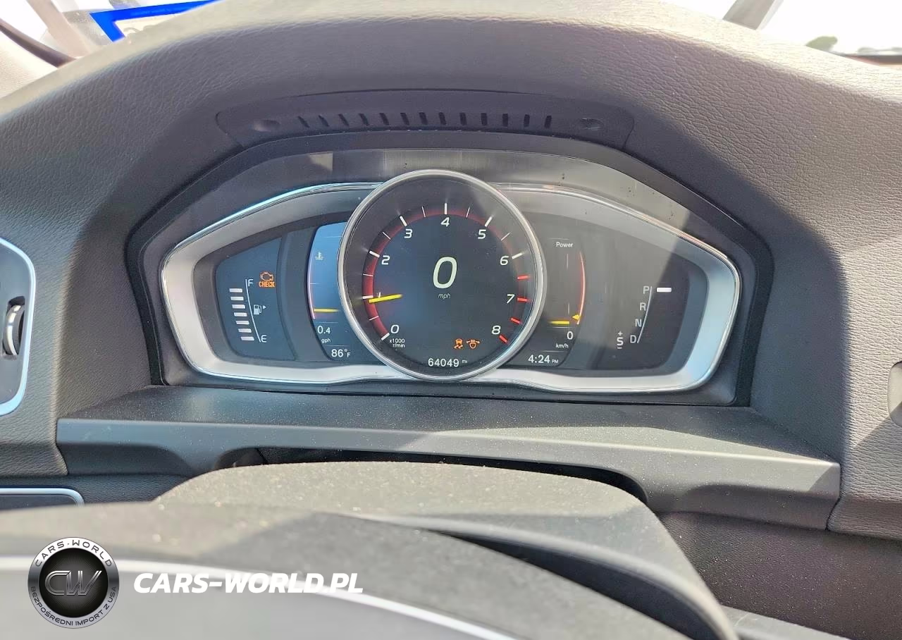 2018 Volvo S60 Dynamic VIN:YV126MFL4J2452307 - 9