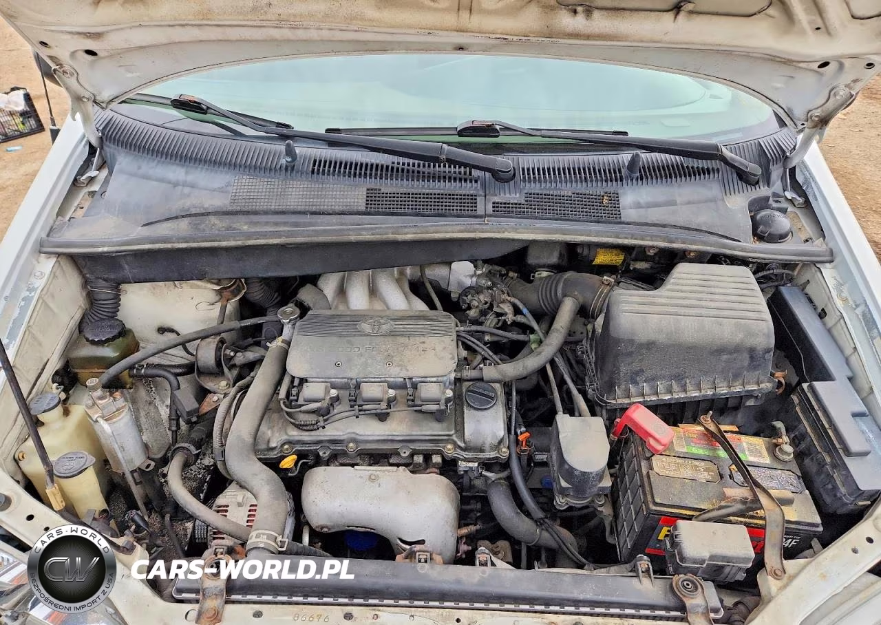 2000 Toyota Sienna Le VIN:4T3ZF13C2YU246556 - 11