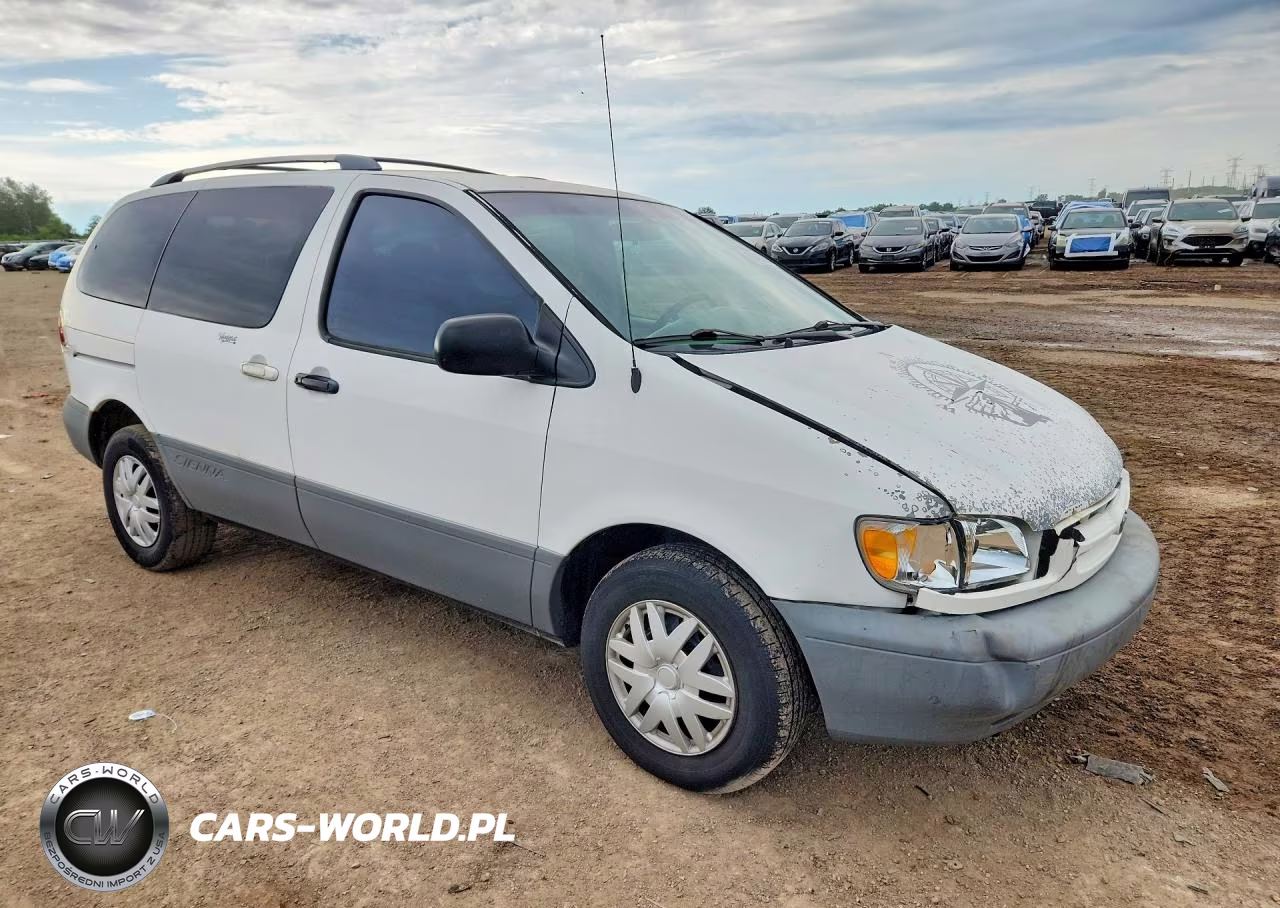 2000 Toyota Sienna Le VIN:4T3ZF13C2YU246556 - 4