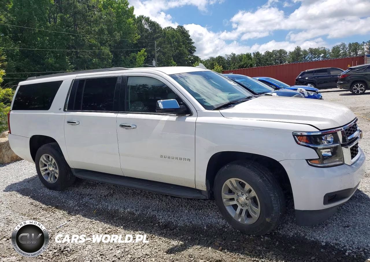 2019 Chevrolet Suburban C1500 Lt VIN:1GNSCHKCXKR178204 - 4