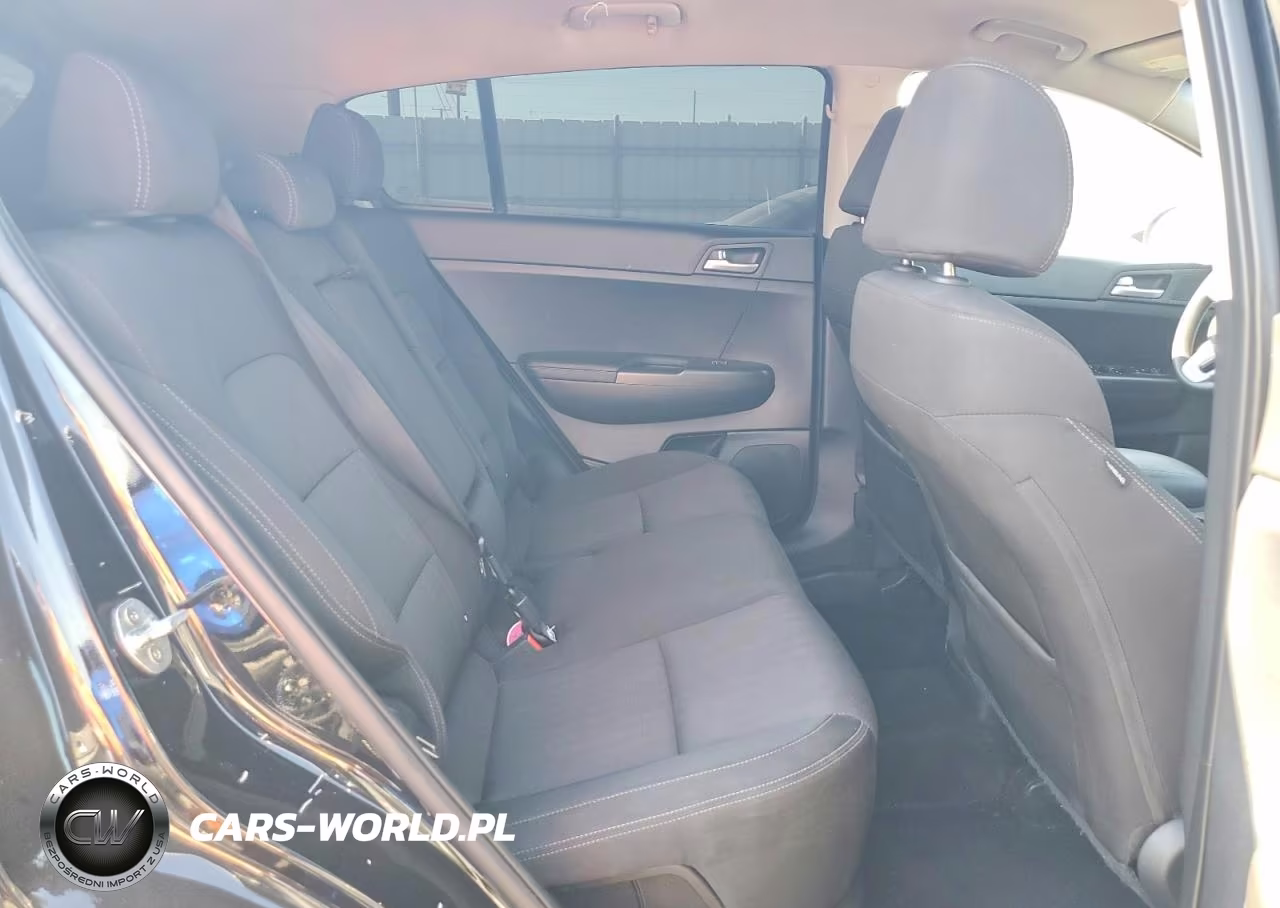 2021 Kia Sportage Lx VIN:KNDPM3AC8M7873800 - 11