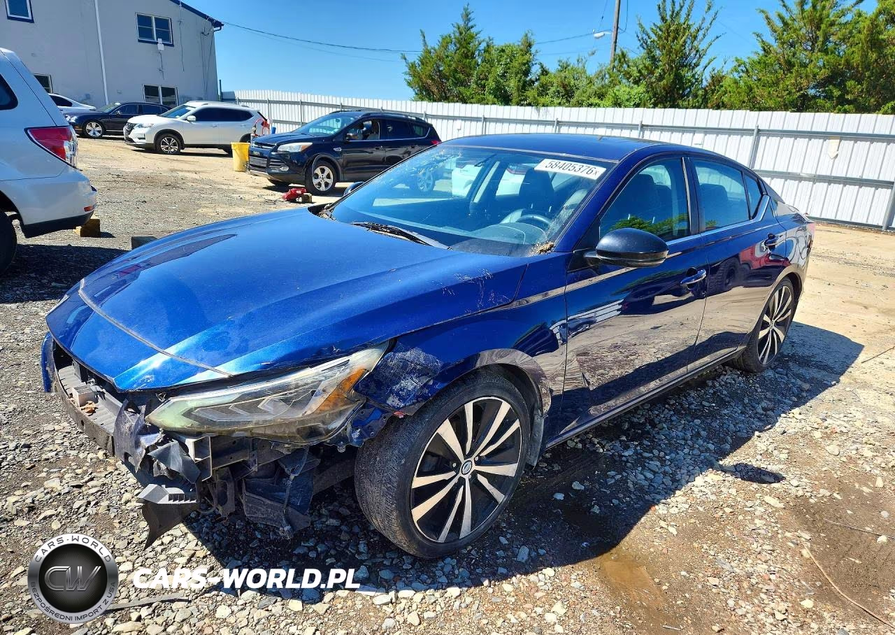 2019 Nissan Altima Sr – zdjęcie 1 z 12