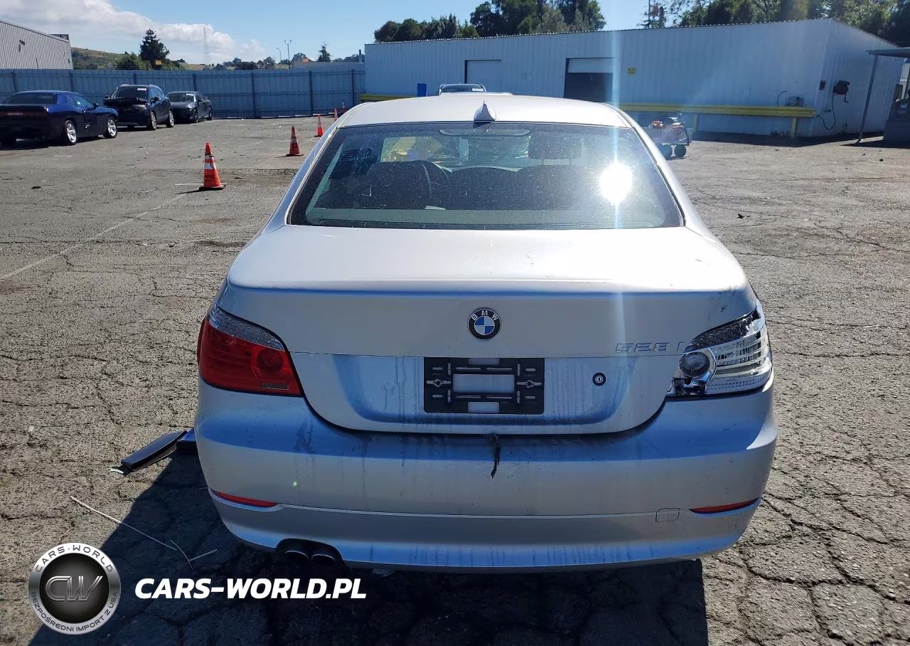 2010 BMW 528 Xi VIN:WBANV1C56AC157694 - 6