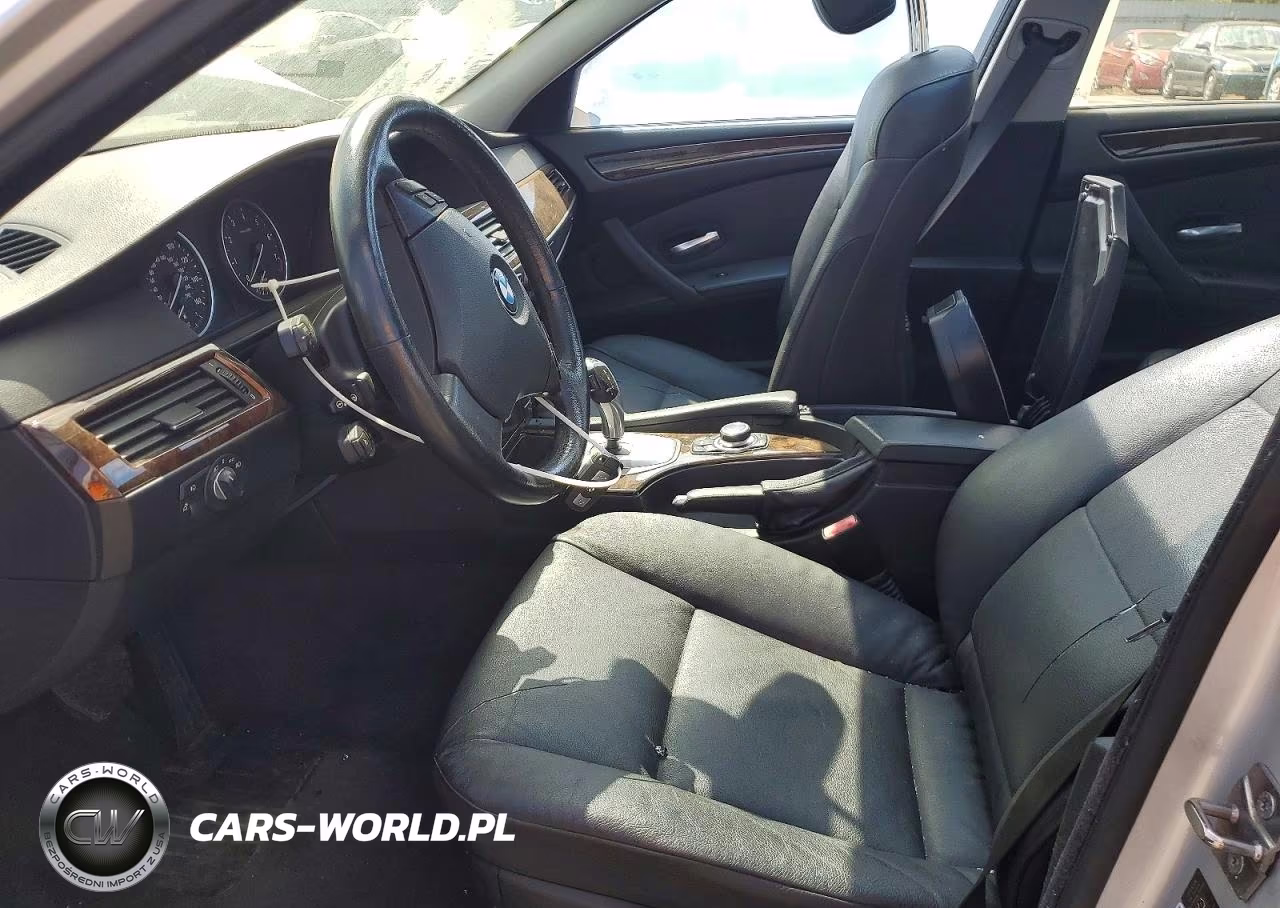 2010 BMW 528 Xi VIN:WBANV1C56AC157694 - 7
