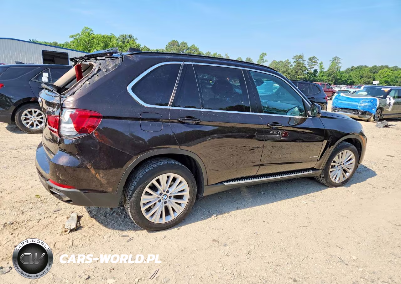 2015 BMW X5 xDrive50I VIN:5UXKR6C55F0J76820 - 3