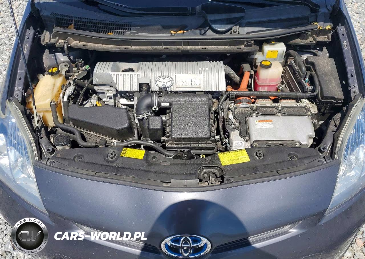 2012 Toyota Prius Plug-In Hybrid Base VIN:JTDKN3DP3C3027456 - 11