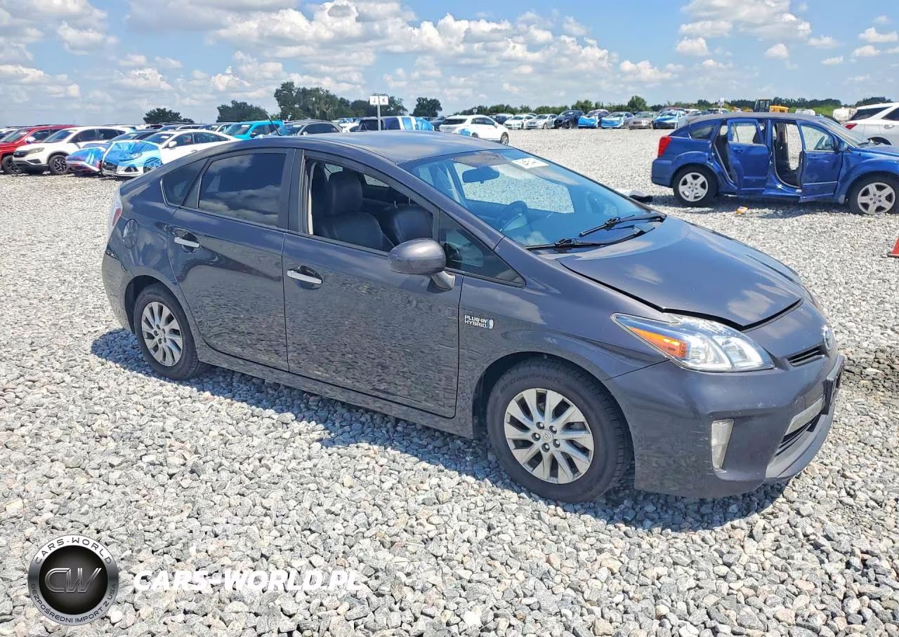 2012 Toyota Prius Plug-In Hybrid Base VIN:JTDKN3DP3C3027456 - 4